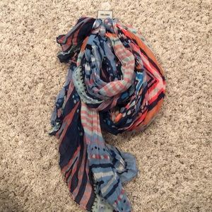 Oblong scarf
